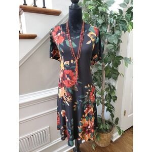 Korsis Women's Black Floral Rayon Round Neck Short Sleeve Knee Length Dress XXL